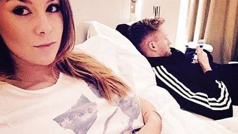 Das Smartphone ist Andre Schürrle wohl wichtiger.