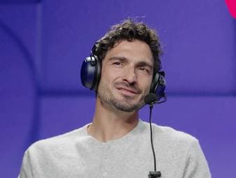Mats Hummels analysiert mit Johannes B. Kerner zusammen das WM-Finale 2014 und gibt exklusive Einblicke in seine Welt nach dem Abpfiff des Spiels. 