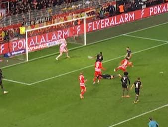 Aufreger am Fließband bei Bayerns Pokalschlacht