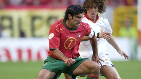 Luís Figo und Carles Puyol duellieren sich LIVE auf SPORT1