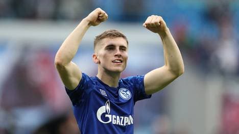 Jubelt Jonjoe Kenny bald wieder in der Bundesliga?