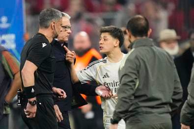 Nach Abpfiff brennen ihm die Sicherungen durch