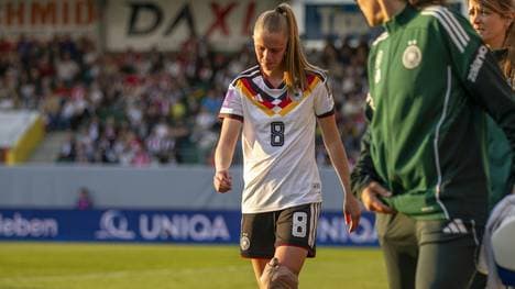 Endemann nach ihrer Auswechslung in Österreich