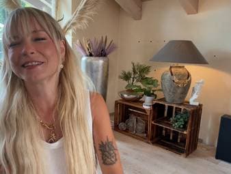 "Der Zug hat keine Bremse" wurde zum inoffiziellen WM-Song des DFB-Teams ausgerufen. Die Mallorca-Stars Mia Julia, Malle Anja und Lorenz Büffel würden auch in die Vereinigten Staaten fliegen, um das Team zu unterstützen.