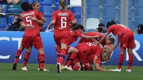 VfL Wolfsburg v Olympique Lyonnais: UEFA Women's Champions League Final