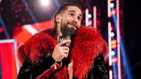 Seth Rollins wurde bei WWE RAW von einem Fan attackiert
