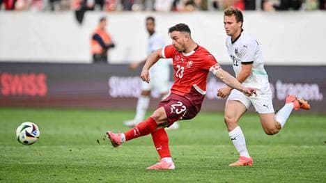 Xherdan Shaqiri steht gegen Schottland in der Startaufstellung