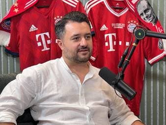 Im Podcast "Die Bayern-Woche" spricht SPORT1-Chefreporter Stefan Kumberger über die Perspektive von Bayern-Talent Bastian Assomo.