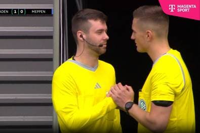 Verrückt! Plötzlich springt ein Zuschauer als Linienrichter ein