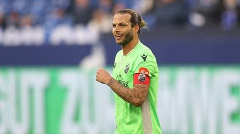 Neuer Vertrag bis 2024 für Dennis Diekmeier