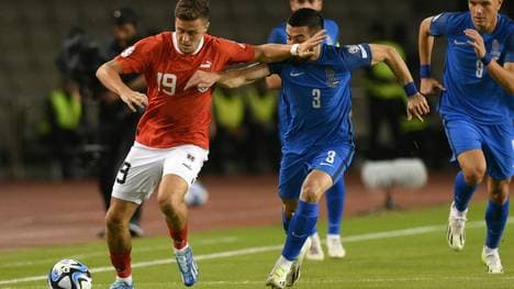Christoph Baumgartner (l.) traf nach sieben Sekunden