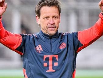 Der FC Bayern München vollzieht zur neuen Saison bei seiner zweiten Mannschaft einen Trainerwechsel.