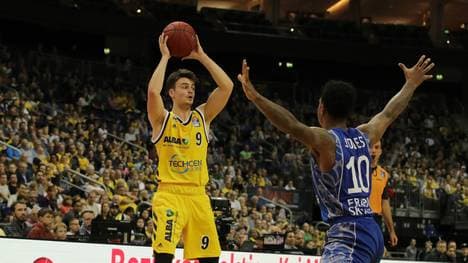 ALBA Berlin muss zum Auftakt gegen die FRAPORT SKYLINERS ran