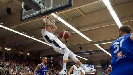 Daniel Theis läuft beim Test gegen Tschechien heiß