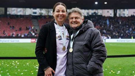 Bernauer (l.) beendete ihre aktive Karriere im Jahr 2024