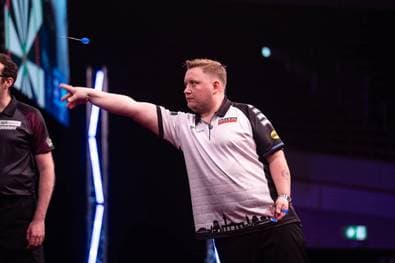 Schindler bricht den nächsten Bann!