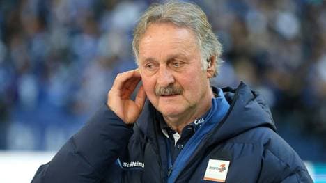 Neururer zuletzt als TV-Experte in der Schalker Arena