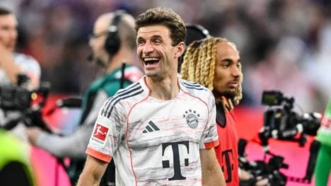 Thomas Müller hat den Bayern-Fans zum Abschied einen Witz erzählt