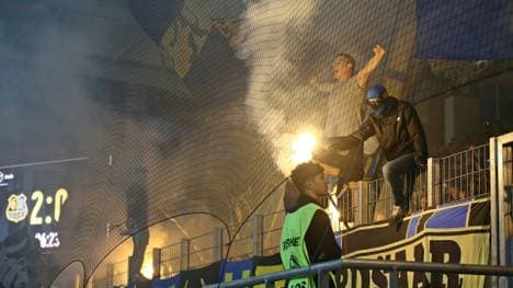 Saarbrücker Fans zündeten Pyrotechnik gegen Dortmund II