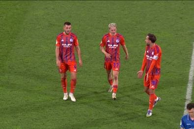 Schalkes Höhenflug endet mit krachender Pokal-Klatsche