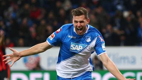 Adam Szalai schnürt einen Dreierpack