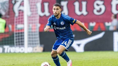 Adil Aouchiche verlängert bei Schalke