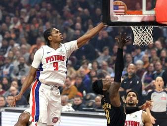 Schröder glänzt bei Statement-Sieg