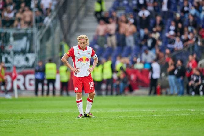 Ein Schatten seiner selbst