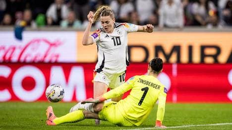 Laura Freigang holte einen umstrittenen Strafstoß raus