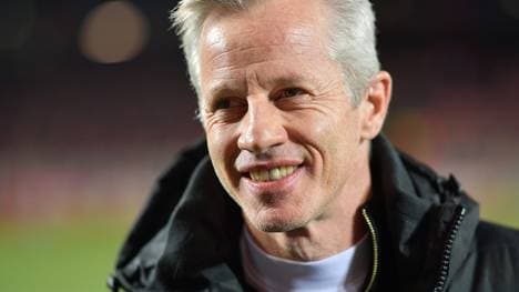 Jens Keller steht mit Union auf Rang eins in der 2. Liga