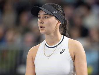 Lys schlägt in Stuttgart auf