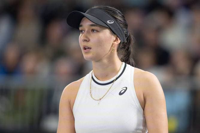 Lys schlägt in Stuttgart auf