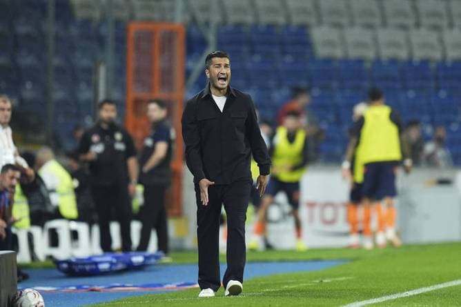 Wildes Istanbuler Derby! Sahin fliegt