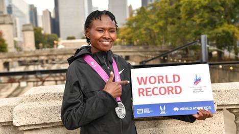 Ruth Chepngetich hat mit ihren 2:09:56 Stunden eine Marathon-Fabelzeit hingelegt