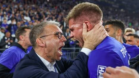 Peter Knäbel (l.) mit Simon Terodde