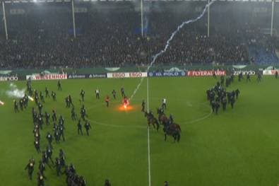 Hier eskaliert das Pokal-Derby völlig