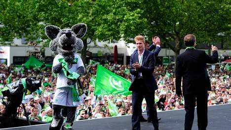 VfL Wolfsburg Celebrate Winning The DFB Cup