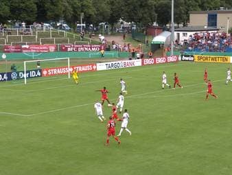 Schützenfest in Berlin: Der VfB Stuttgart zieht souverän in die nächste Runde ein. Ein Treffer ist besonders schön herausgespielt.
