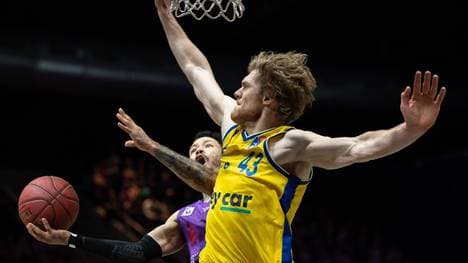 Scott Eatherton (r.) wechselte 2017 zu den Löwen Braunschweig