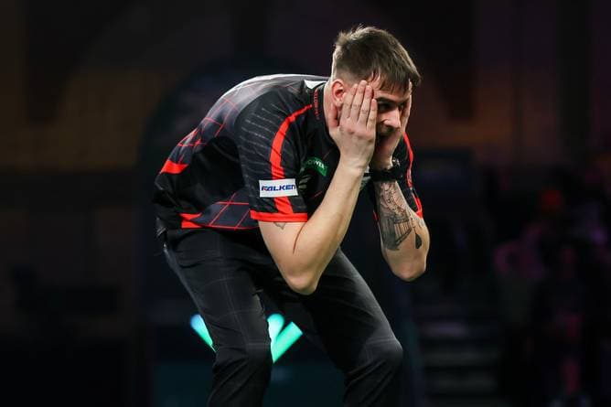 WM-Teilnehmer suspendiert!