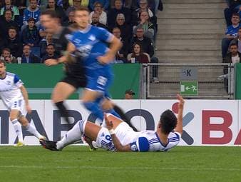 Nach der Niederlage in der Bundesliga gibt es auch im Pokal für Schalke eine Abreibung gegen Hoffenheim. Immerhin gelingt den Königsblauen ein Ehrentreffer.