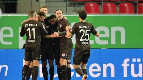St. Pauli ist zurück an der Spitze