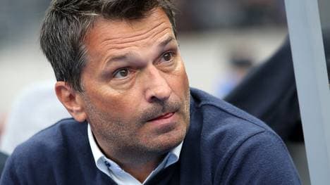Sportvorstand Christian Heidel steht mit dem FC Schalke 04 unter Druck