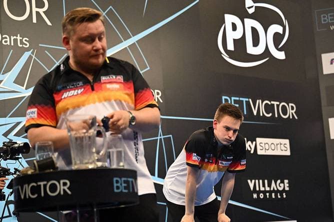 Krachendes Halbfinal-Aus für deutsches Duo