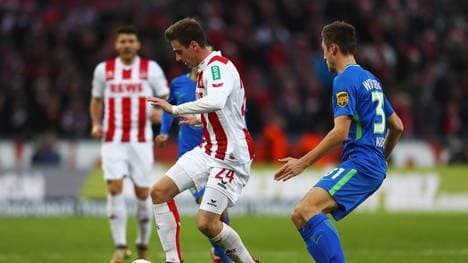 Lukas Klunter (M.) fährt mit dem 1. FC Köln den ersten Saisonsieg ein