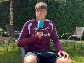 Javier Fernandez träumt vom Aufstieg mit dem 1. FC Nürnberg. Der Bayern-Leihspieler möchte in der kommenden Saison neu angreifen und sich damit für höhere Aufgaben beweisen.