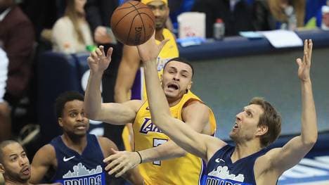 Los Angeles Lakers v Dallas Mavericks