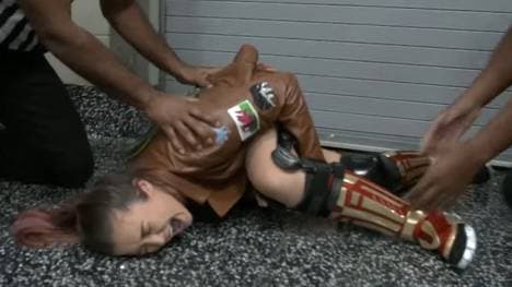 Tegan Nox hat erneut einen Kreuzbandriss erlitten