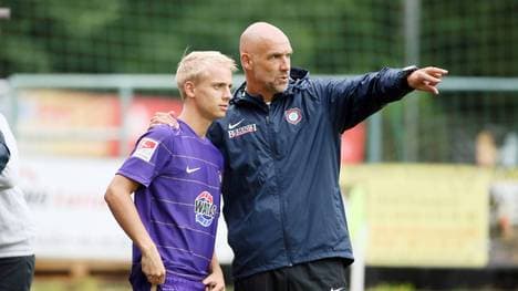 Fußball: Austria Wien trennt sich von Trainer Thomas Letsch, Thomas Letsch (rechts) trainierte auch Erzgebirge Aue 