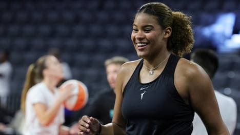 Nyara Sabally belegt mit Prag Rang drei